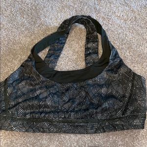 Lululemon Cross Back Sportsbra size 6